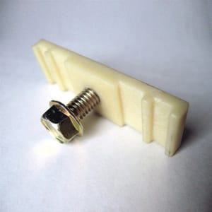 SIGNLINK chainlink fence bracket